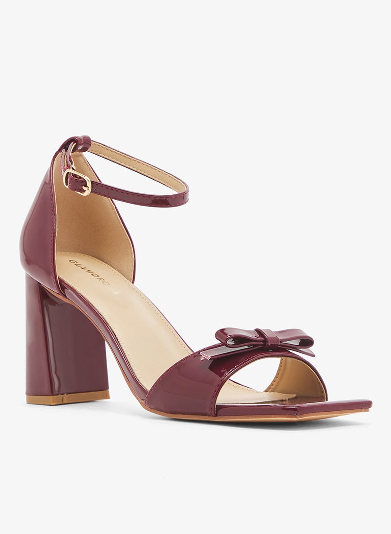 جلاموروس صنادل بكعب عريض منخفض بحزام للكاحل - Image 2